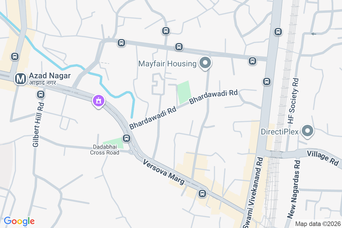 Driving route through Azad Nagar to the customer